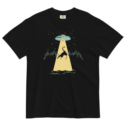 Nessie Abduction Men's Relaxed Fit Tee