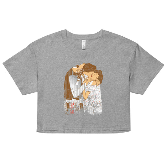 The Kiss Women's Crop Tee